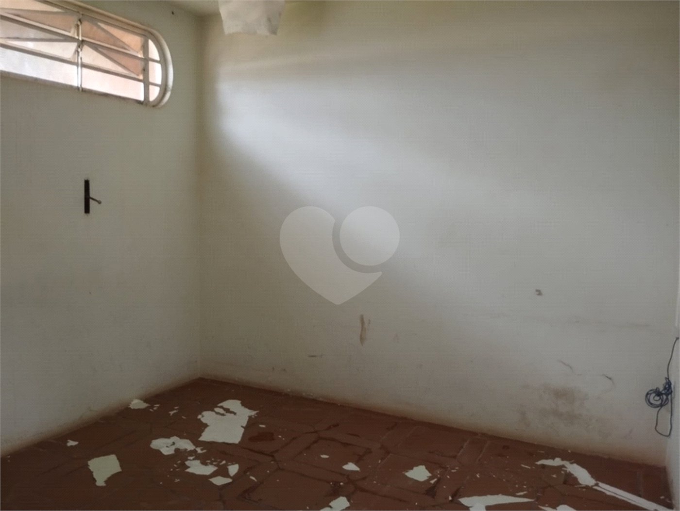 Casa à venda com 5 quartos, sendo 3 suítes, em Vila Sedenho, Araraquara, SP