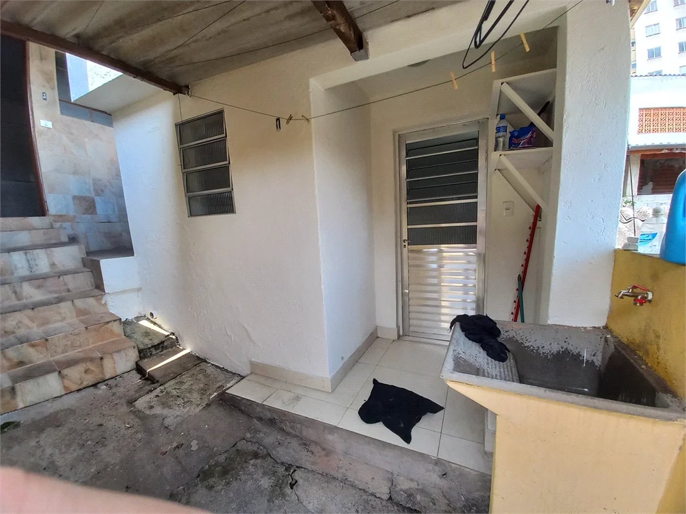Casa à venda com 5 quartos, sendo 1 suíte, em Jardim Novo Taboão, São Paulo, SP
