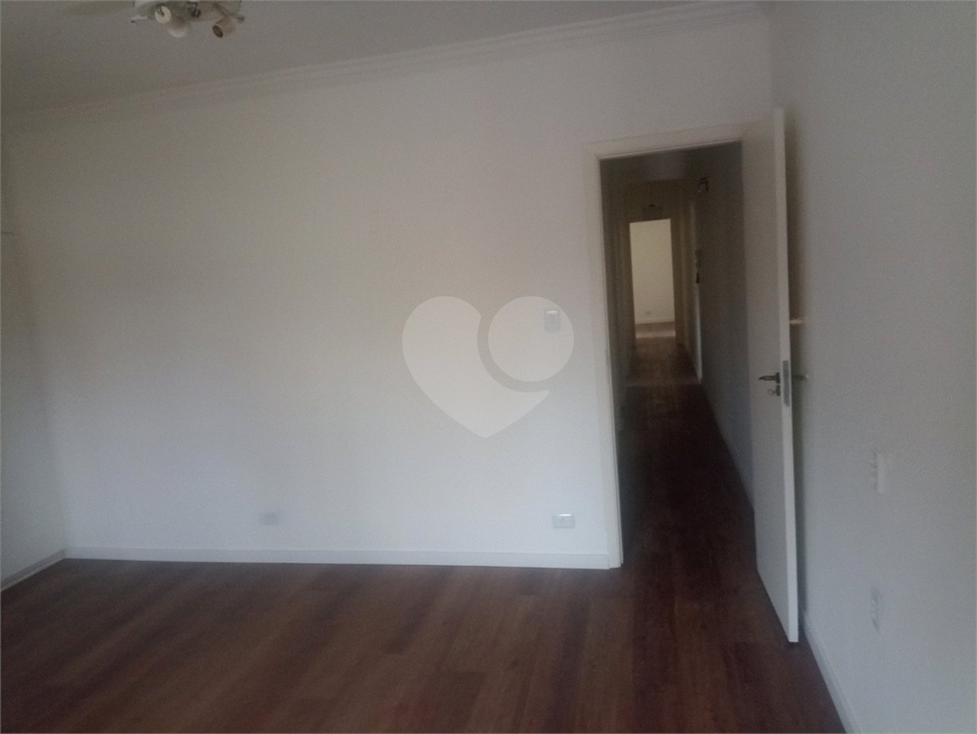Casa de Vila à venda com 4 quartos, sendo 1 suíte, em Vila Olímpia, São Paulo, SP