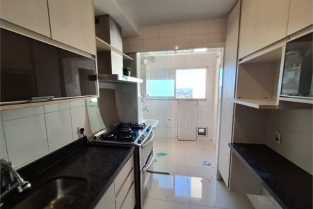 Apartamento para alugar com 3 suítes em Vila Suzana, São Paulo, SP