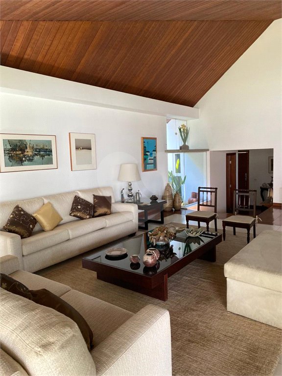 Casa à venda com 3 suítes em Fazenda Morumbi, São Paulo, SP