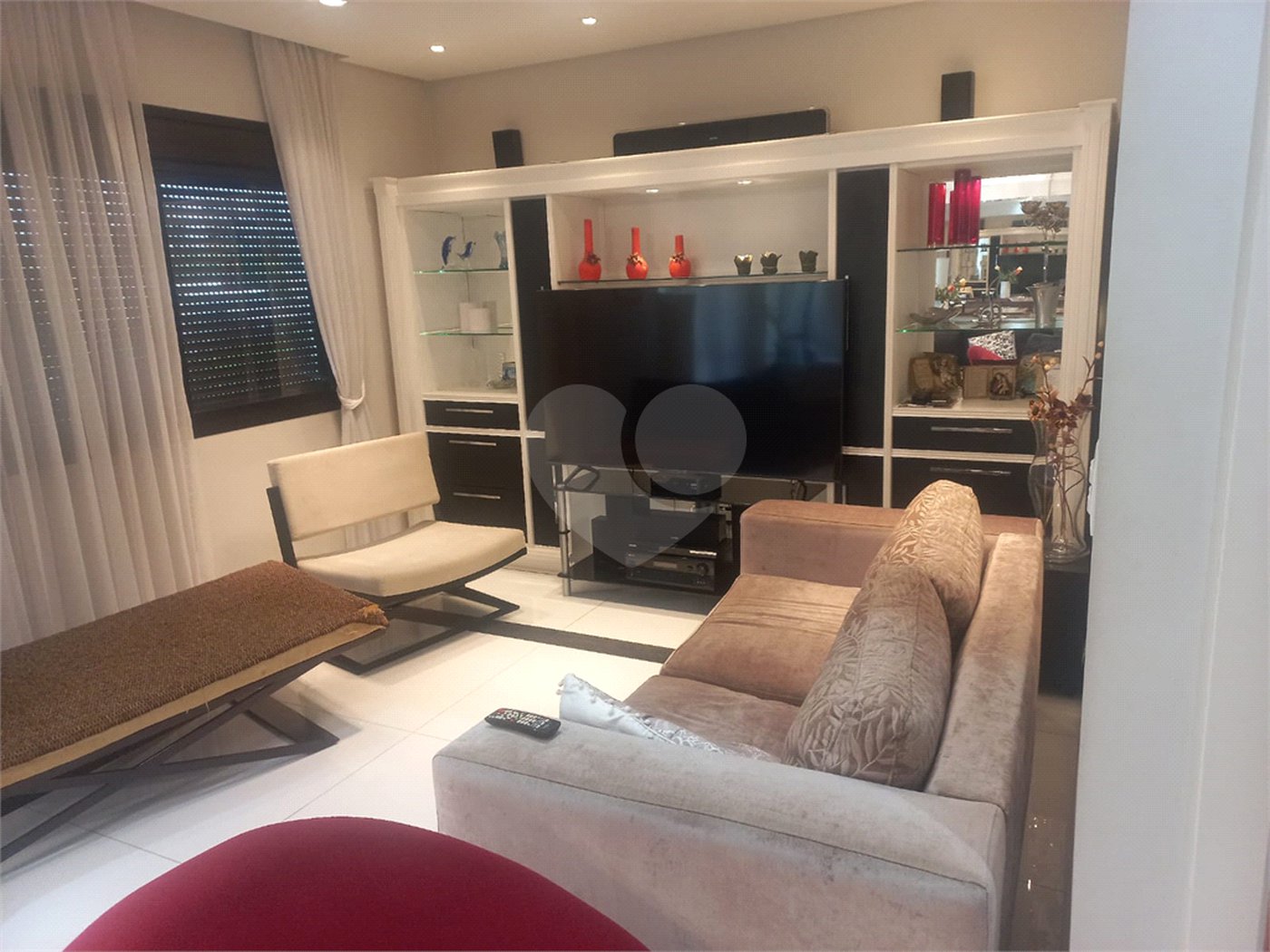 Apartamento à venda com 3 suítes em Vila Pompéia, São Paulo, SP