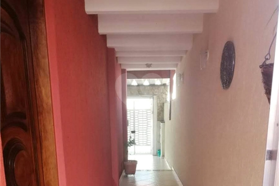 Sobrado à venda com 3 quartos, sendo 1 suíte, em Tremembé, São Paulo, SP