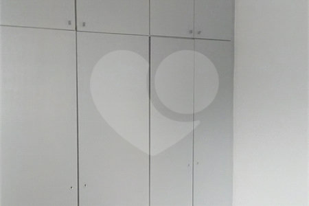 Sobrado à venda com 3 quartos em Jardim Aeroporto, São Paulo, SP