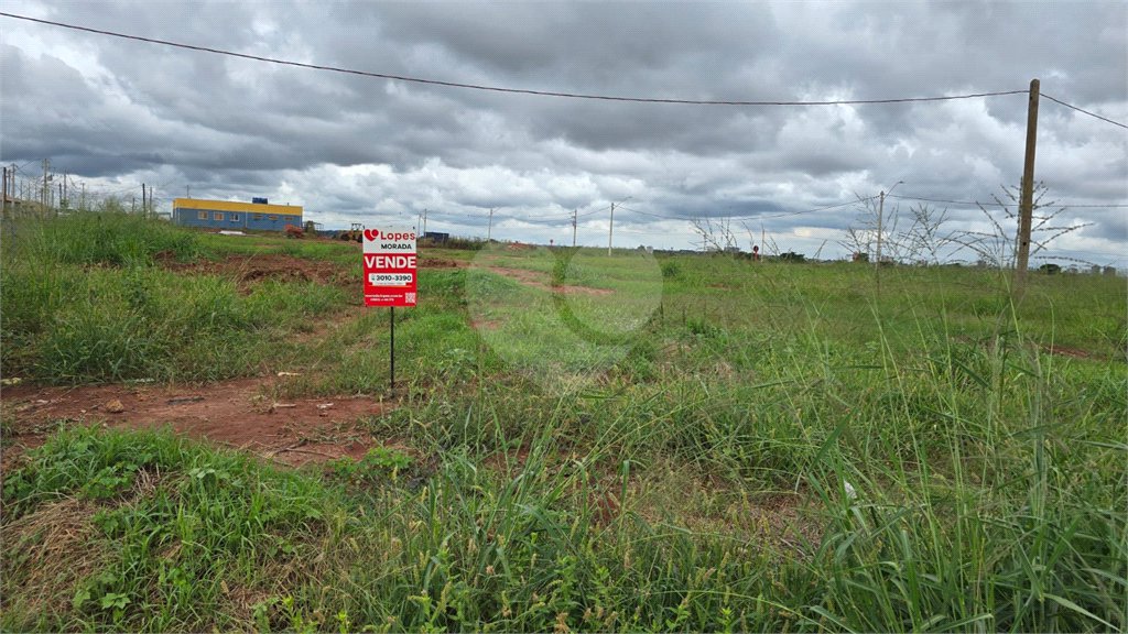 Terreno à venda em Parque Residencial São Lucas, Araraquara, SP