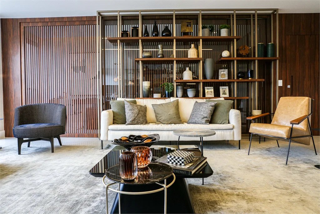 Apartamento à venda com 4 suítes em Real Parque, São Paulo, SP