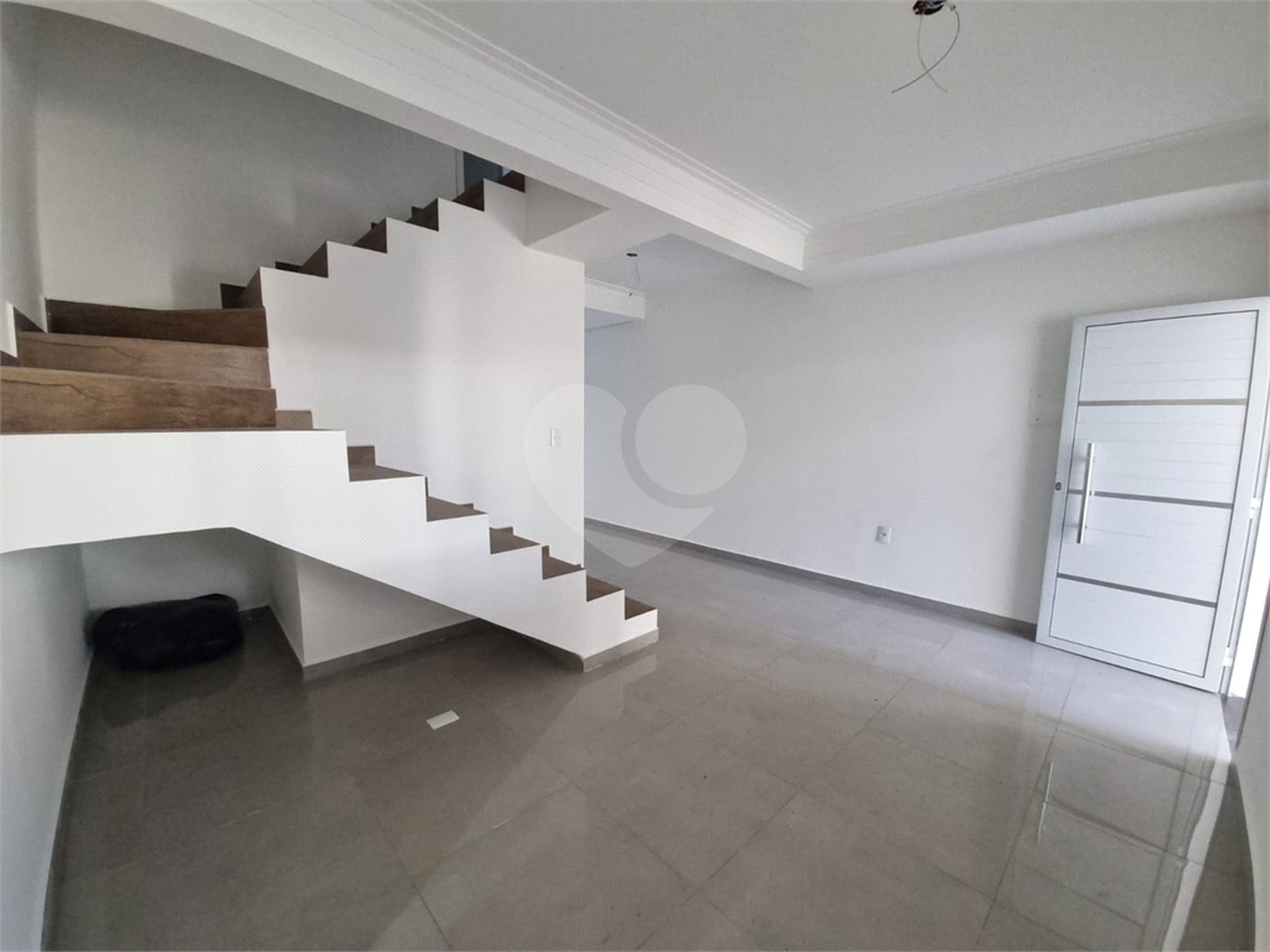 Casa à venda com 2 suítes no condomínio Residencial Américo Figueiredo, Sorocaba - SP