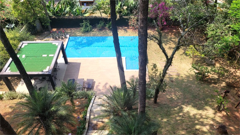 Casa à venda ou para alugar com 4 quartos, sendo 2 suítes, no condomínio Cantareira, Mairiporã - SP