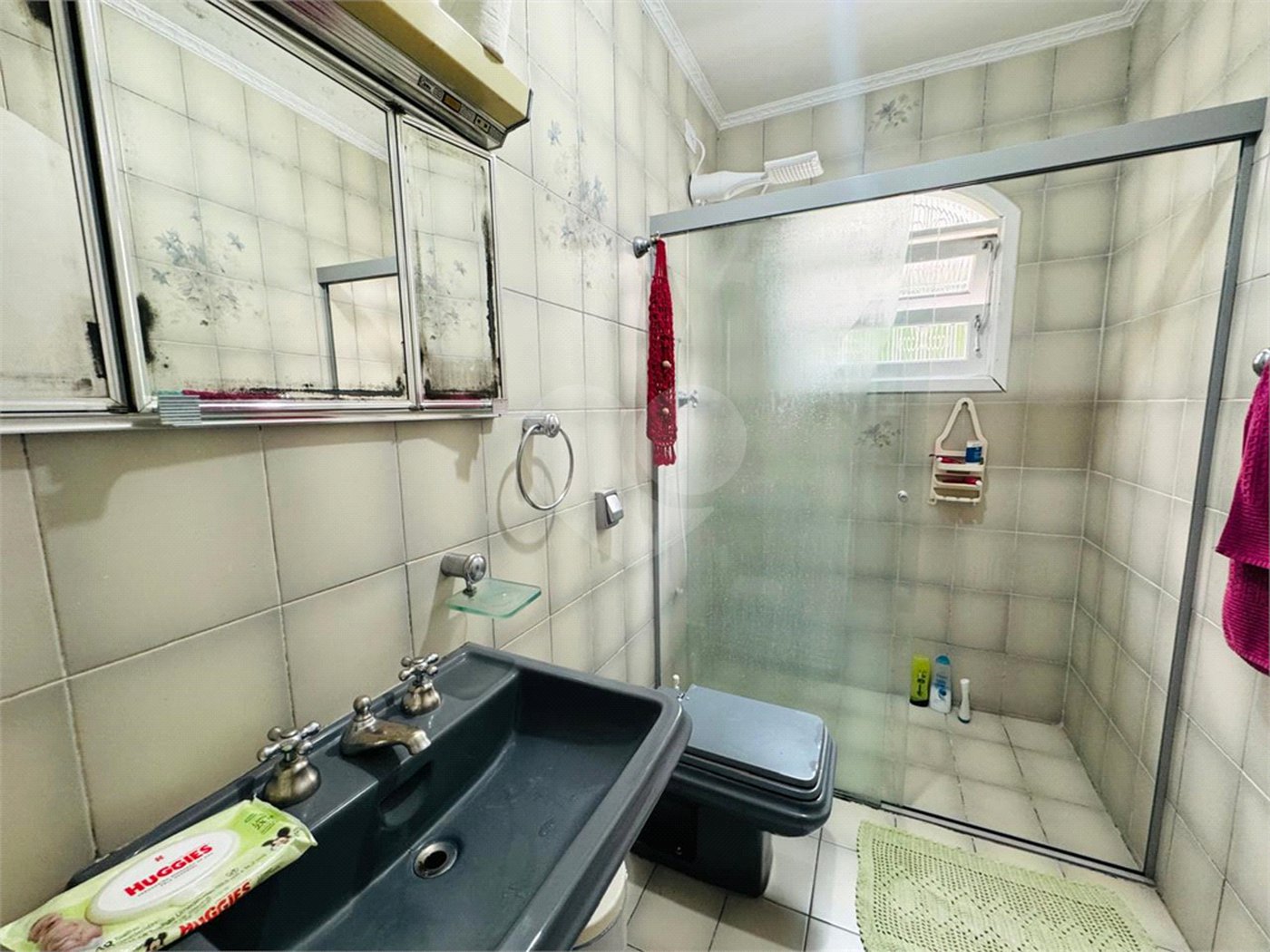 Casa à venda com 4 quartos, sendo 1 suíte,  em Vila Galvão, Guarulhos, SP