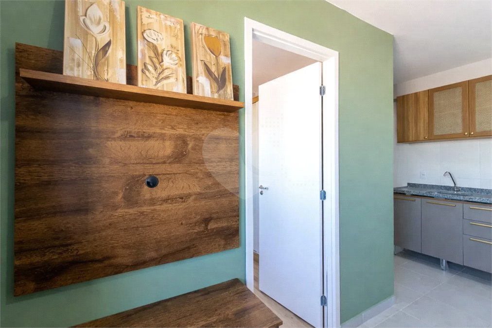 Apartamento à venda com 2 quartos, sendo 1 suíte,  em Parada Inglesa, São Paulo, SP