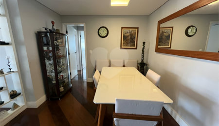Apartamento à venda com 3 quartos, sendo 1 suíte, em Santo Amaro, São Paulo, SP