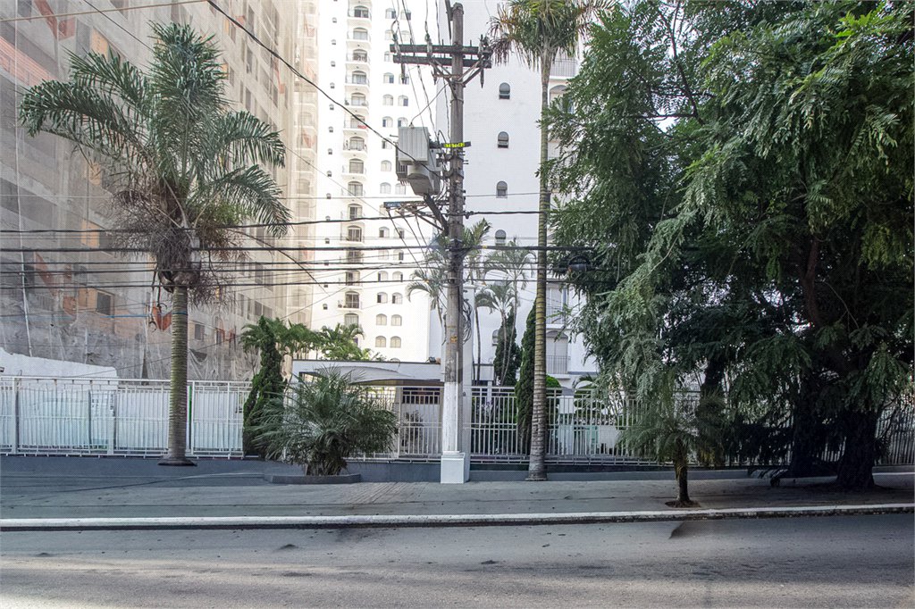 Apartamento à venda com 3 quartos, sendo 2 suítes, em Água Branca, São Paulo, SP