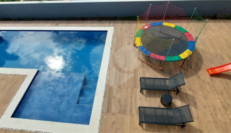 Casa à venda ou para alugar com 4 suítes no condomínio Figueira Garden, Atibaia - SP