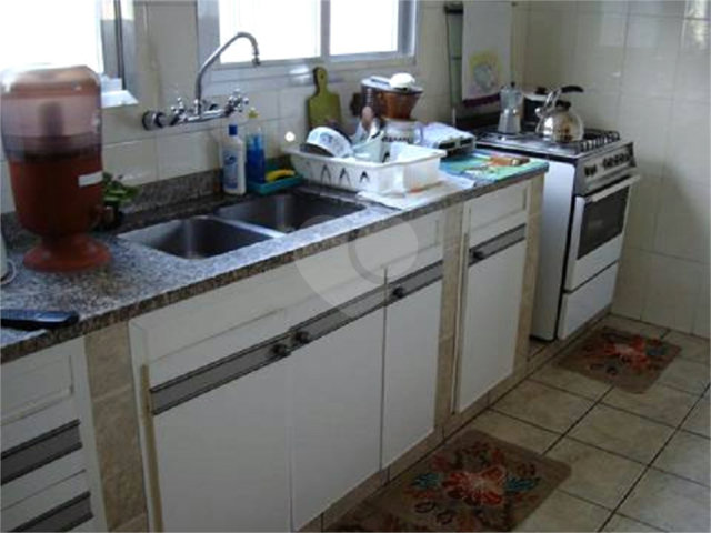 Sobrado à venda com 2 quartos, sendo 1 suíte,  em Jardim Las Vegas, Guarulhos, SP