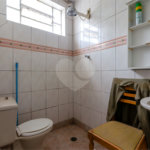 Sobrado à venda ou para alugar com 4 quartos, sendo 1 suíte, em Vila Anglo Brasileira, São Paulo, SP