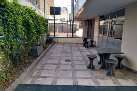 Apartamento à venda com 3 quartos, sendo 1 suíte, em Cidade Monções, São Paulo, SP
