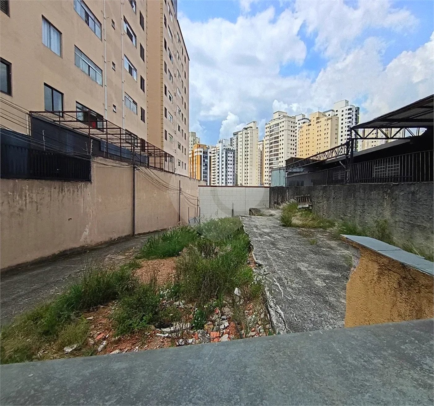 Terreno à venda em Chora Menino, São Paulo, SP