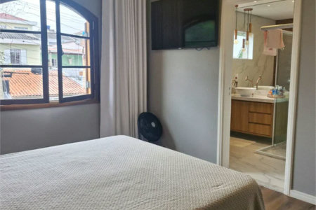 Sobrado à venda com 3 quartos, sendo 1 suíte, em Vila Lageado, São Paulo, SP