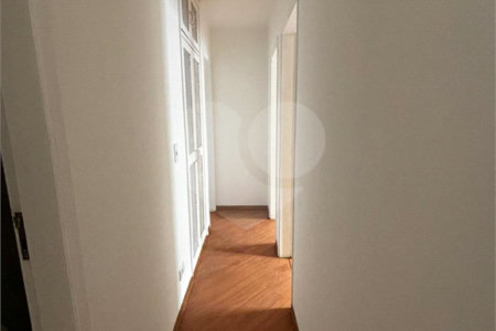 Apartamento à venda com 3 quartos em Caxingui, São Paulo, SP