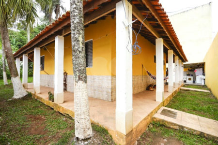 Chácara à venda com 3 quartos, sendo 1 suíte, em Vila São Pedro, Suzano, SP