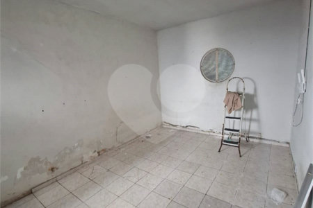Casa à venda com 2 quartos, sendo 1 suíte, no condomínio Itatitara 999, Rio de Janeiro - RJ