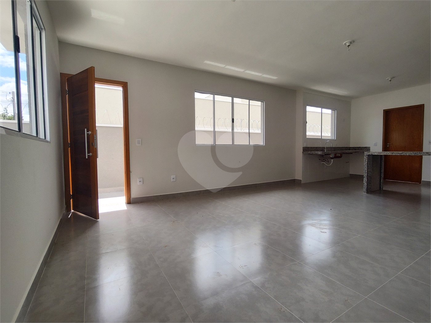 Casa Térrea à venda com 3 suítes em Jardim do Lago, Atibaia, SP