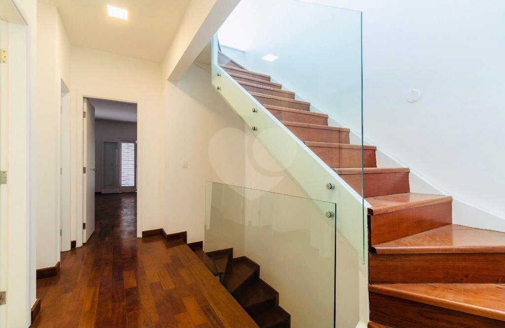 Casa à venda com 3 quartos, sendo 1 suíte,  no condomínio Reserva do Visconde, São Paulo - SP