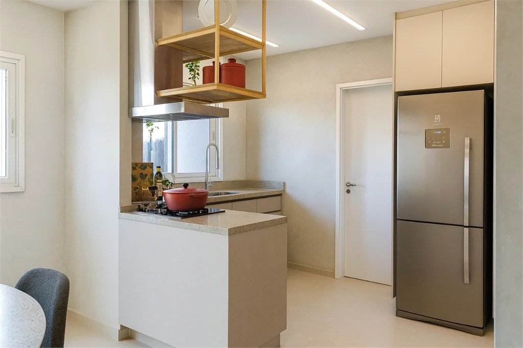 Apartamento à venda com 4 quartos, sendo 3 suítes,  em Jardim Monte Kemel, São Paulo, SP