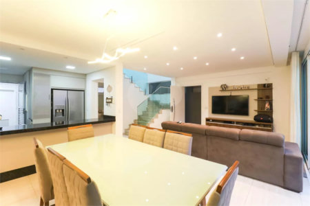 Casa à venda com 4 suítes no condomínio Residencial Cantareira, São Paulo - SP
