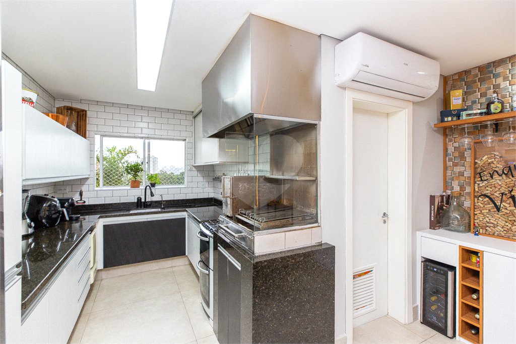Apartamento à venda com 4 quartos, sendo 1 suíte, em Jardim Monte Kemel, São Paulo, SP