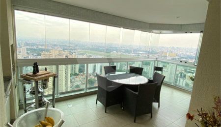 Apartamento à venda com 3 suítes em Santa Teresinha, São Paulo, SP