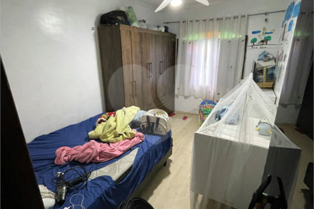 Casa à venda com 3 quartos, sendo 1 suíte, em Vila Júlia, Poá, SP