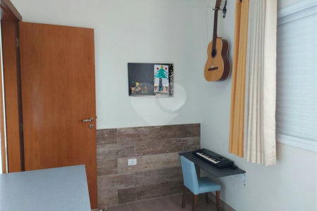 Sobrado à venda com 3 quartos, sendo 1 suíte, em Vila Laís, São Paulo, SP