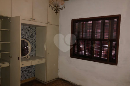 Casa Térrea à venda com 3 quartos em Vila Mazzei, São Paulo, SP