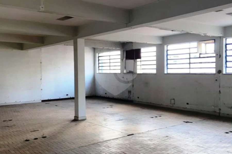 Sobrado à venda ou para alugar com 3 quartos em Vila Carrão, São Paulo, SP