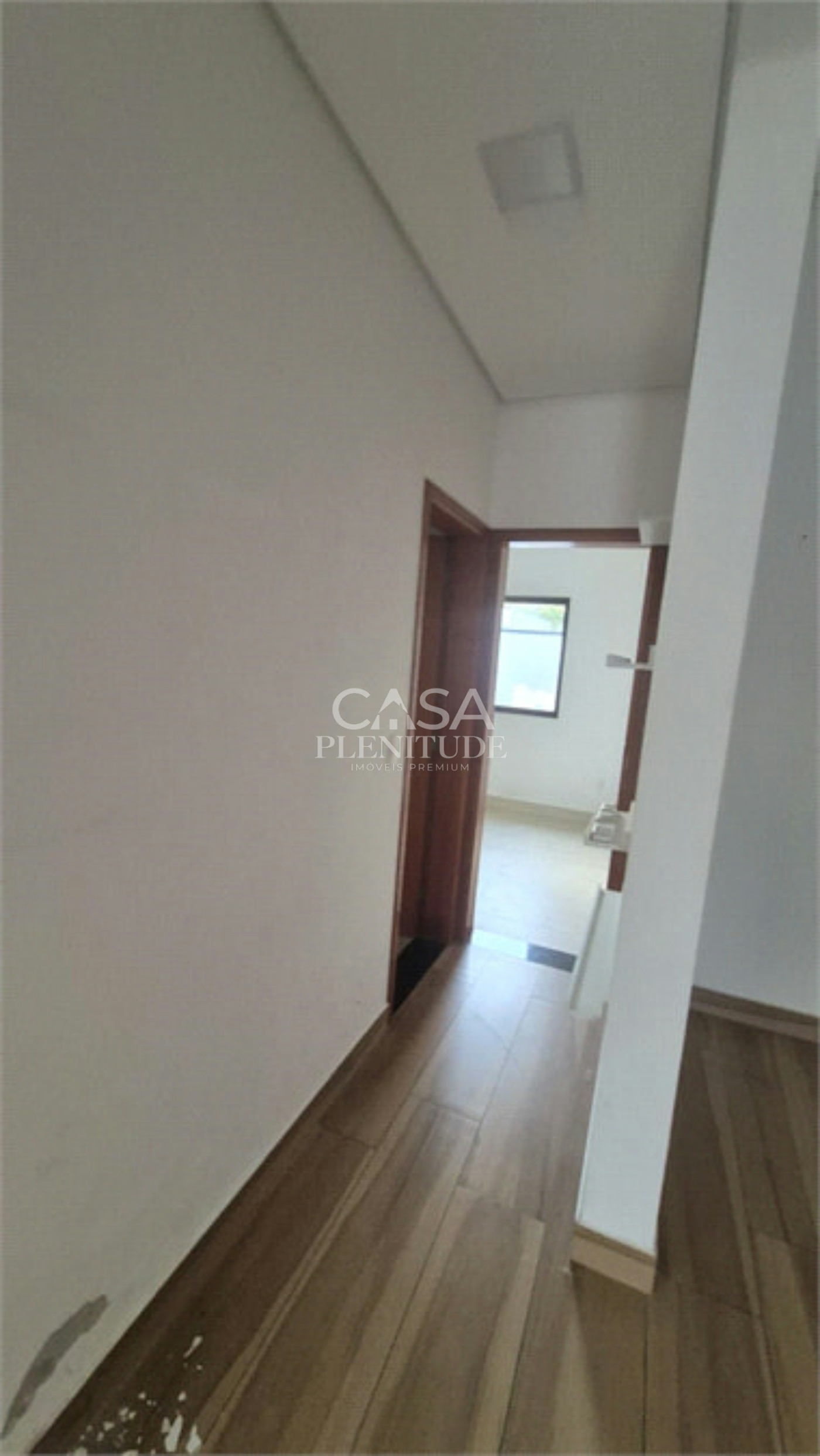 Casa em condomínio à venda com 3 quartos, sendo 1 suíte, em Cajuru do Sul, Sorocaba, SP