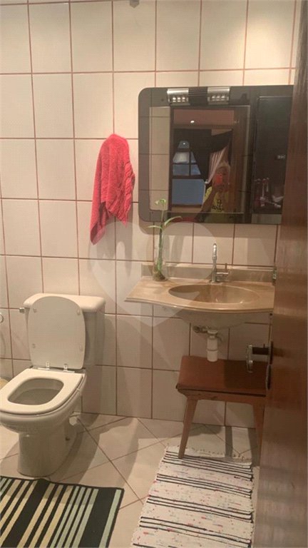 Sobrado à venda com 4 quartos, sendo 1 suíte, em Tremembé, São Paulo, SP