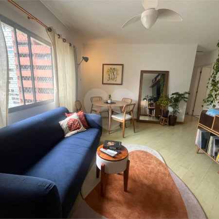 Apartamento à venda com 3 quartos, sendo 1 suíte, em Vila Olímpia, São Paulo, SP