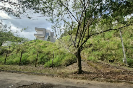 TERRENO DIFERENDIADO À VENDA NO CONDOMÍNIO PORTO ATIBAIA – ATIBAIA/SP