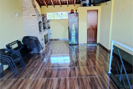 Sobrado à venda com 2 quartos em Jardim das Oliveiras, São Paulo, SP