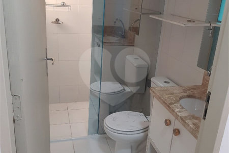 Apartamento à venda com 3 quartos em Vila dos Remédios, São Paulo, SP