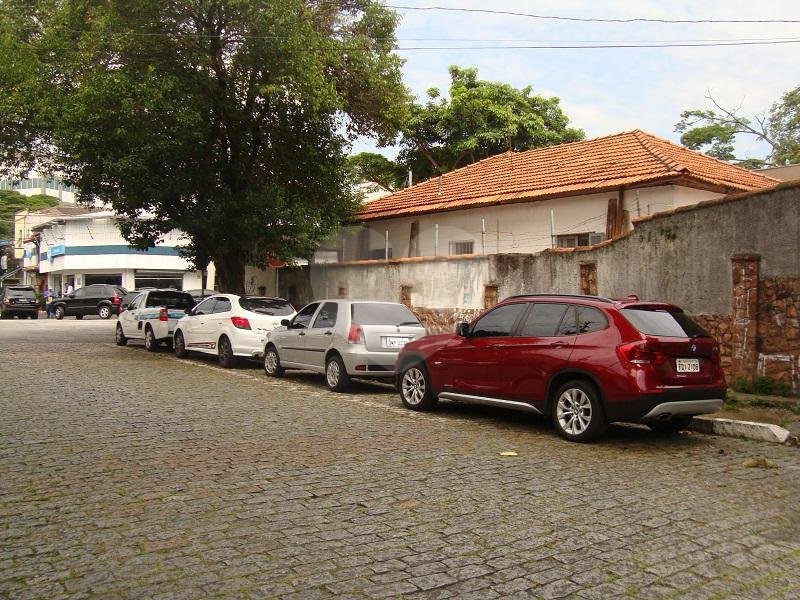 Casa Térrea à venda com 3 quartos em Vila Cordeiro, São Paulo, SP