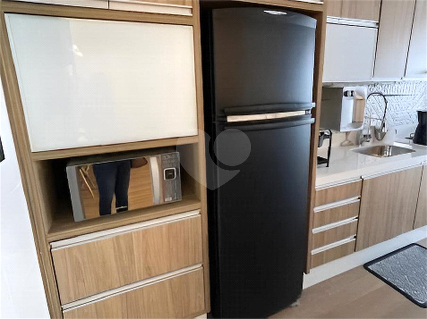Apartamento à venda com 3 quartos, sendo 1 suíte, em São Bento, Cabo Frio, RJ