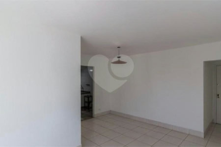 Apartamento à venda com 3 quartos, sendo 1 suíte, em Perdizes, São Paulo, SP