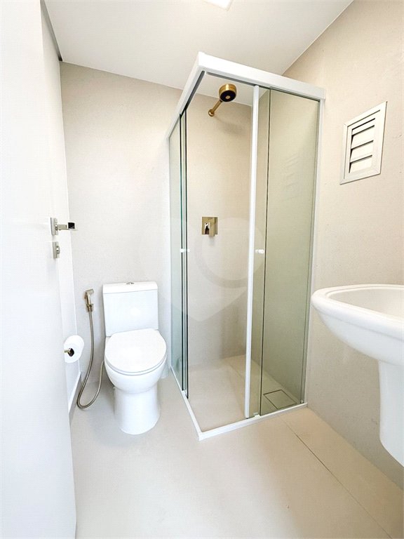 Apartamento à venda com 4 suítes em Vila Cordeiro, São Paulo, SP