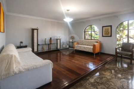 Casa para alugar com 3 quartos, sendo 1 suíte, em Jardim Sorocabano, Sorocaba, SP