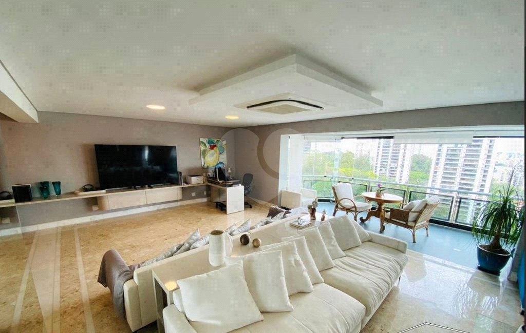 Apartamento à venda com 4 suítes em Santo Amaro, São Paulo, SP