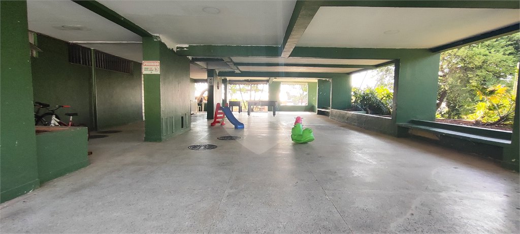 Apartamento à venda com 3 quartos, sendo 1 suíte, em Campo Grande, Rio de Janeiro, RJ