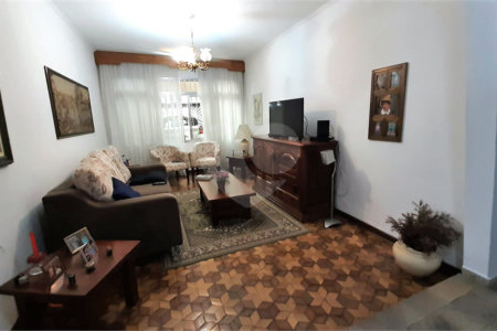 Casa à venda com 3 quartos, sendo 1 suíte, em Campo Grande, São Paulo, SP