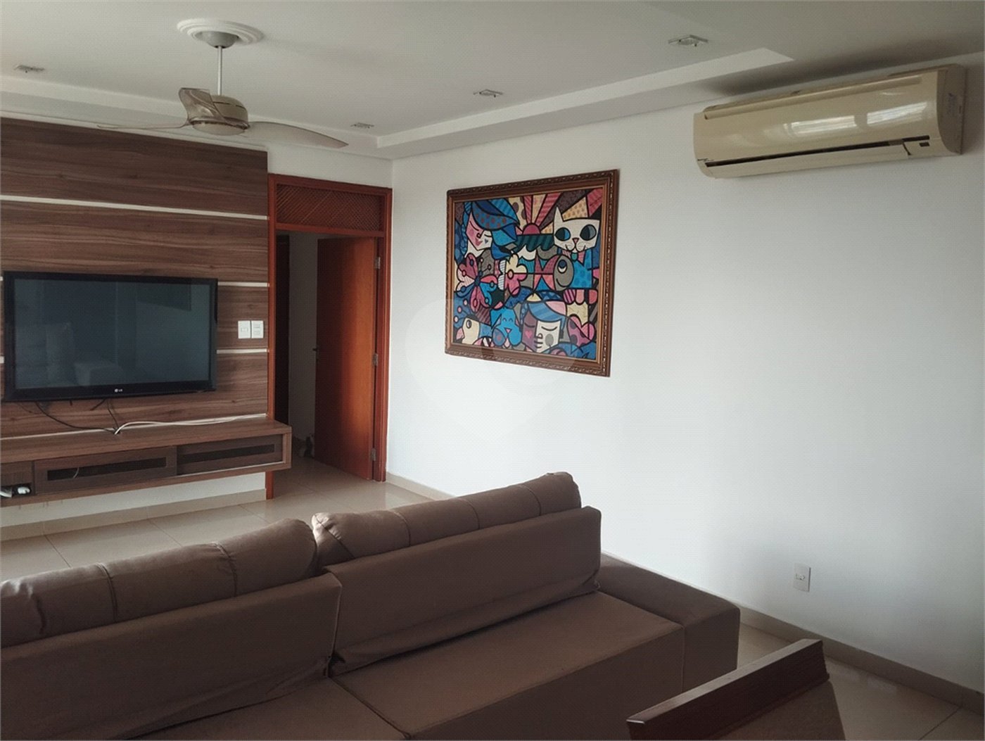 Apartamento à venda com 3 quartos, sendo 1 suíte, no Centro, Araraquara, SP